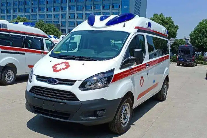 兴国县长途救护车转院
